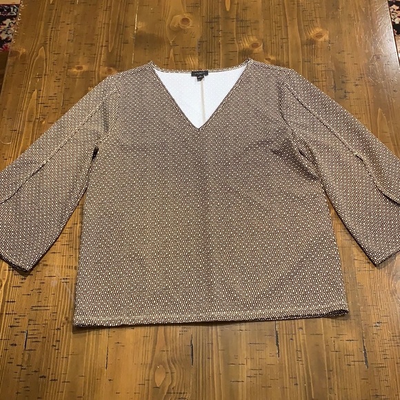 ANN TAYLOR BROWN GEOMETRIC PRINT BLOUSE - Picture 7 of 13